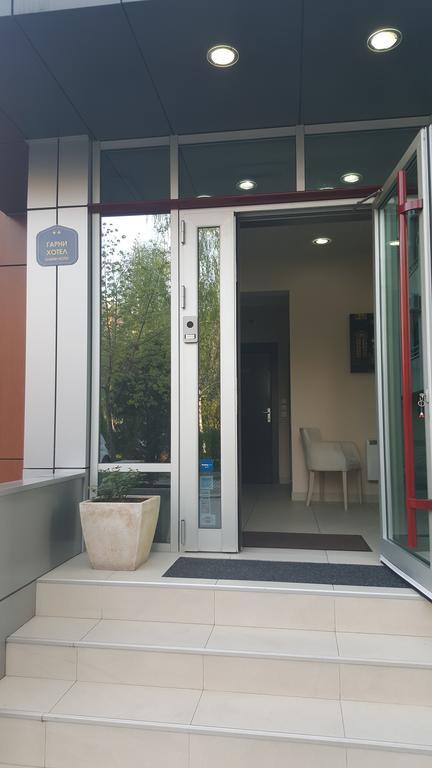 Garni Hotel Contact Belgrad Exteriör bild